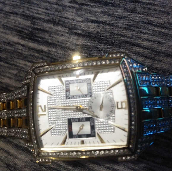 Bulova Octava watch - Picture 2 of 5